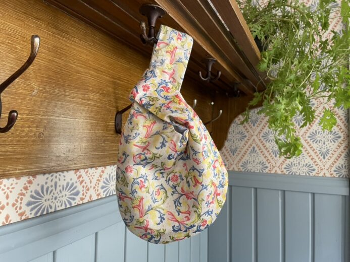 Japanilaiset rannelaukut